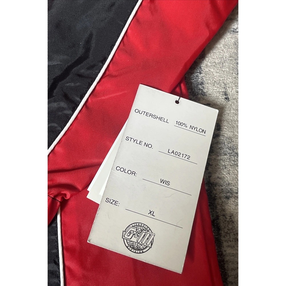 Wisconsin Badgers Windbreaker Jacket XL Men's Full Zip G-III Black Red Sewn NWT - Picture 9 of 14